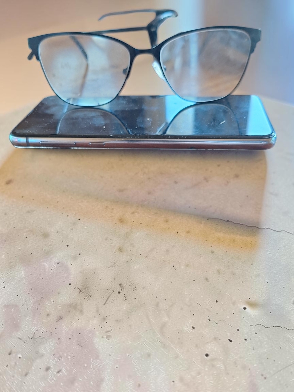 Heartland Flora Classic Black Metal Frame Glasses - Sleek Everyday Style-Missing